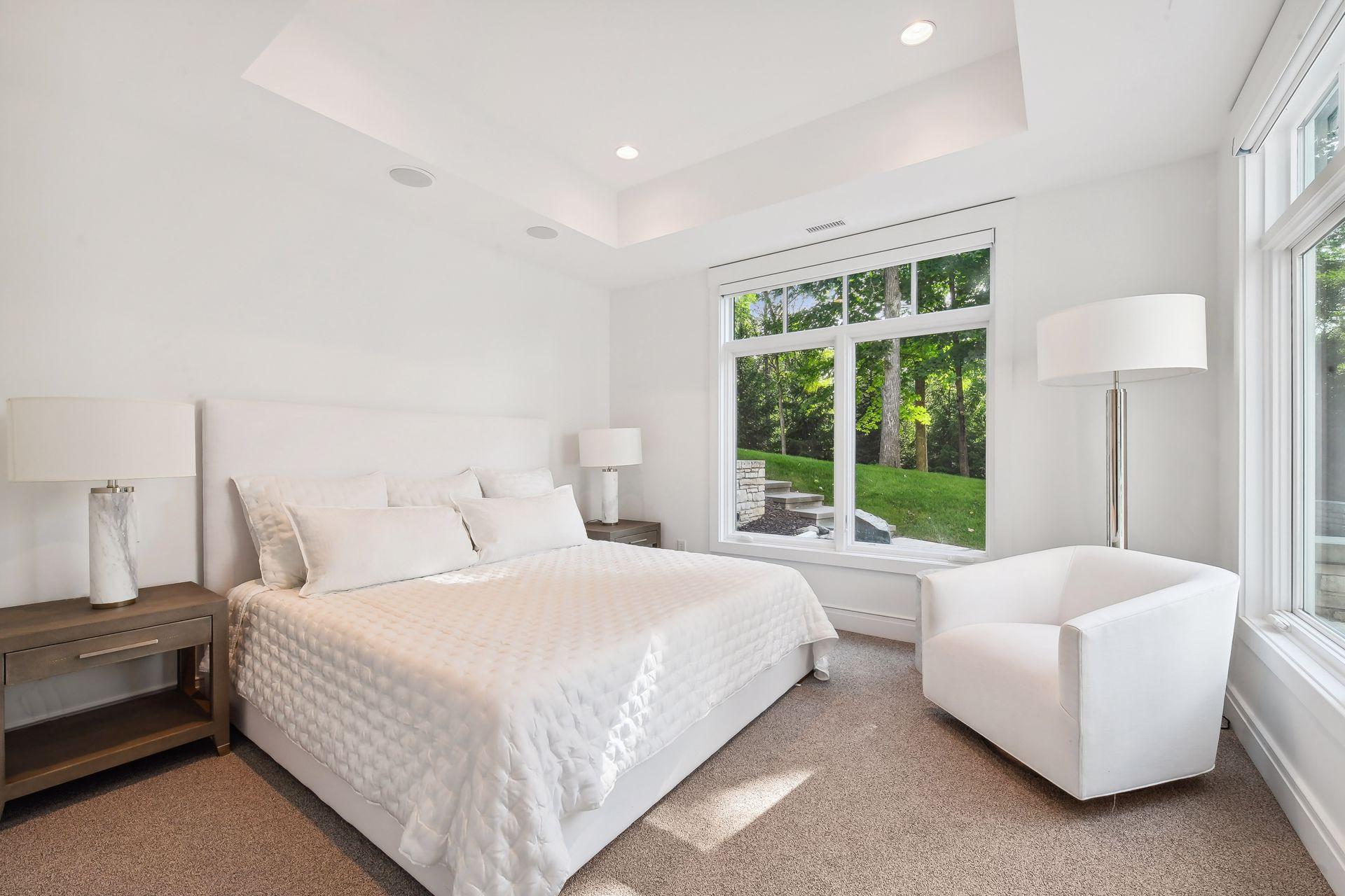 Wayzata, Minnesota, 55391, United States, 5 Bedrooms Bedrooms, ,7 BathroomsBathrooms,Residential,Active,2038172