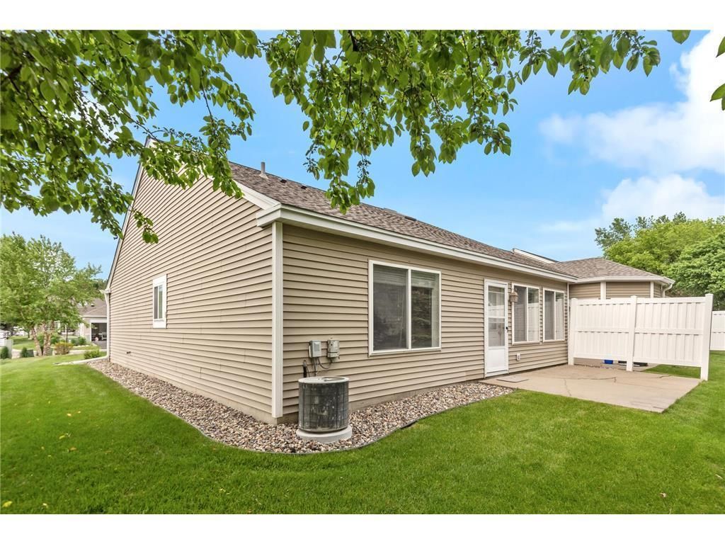 Photo of 674 Lake View Drive, Woodbury, MN 55129 (MLS # 7058668)