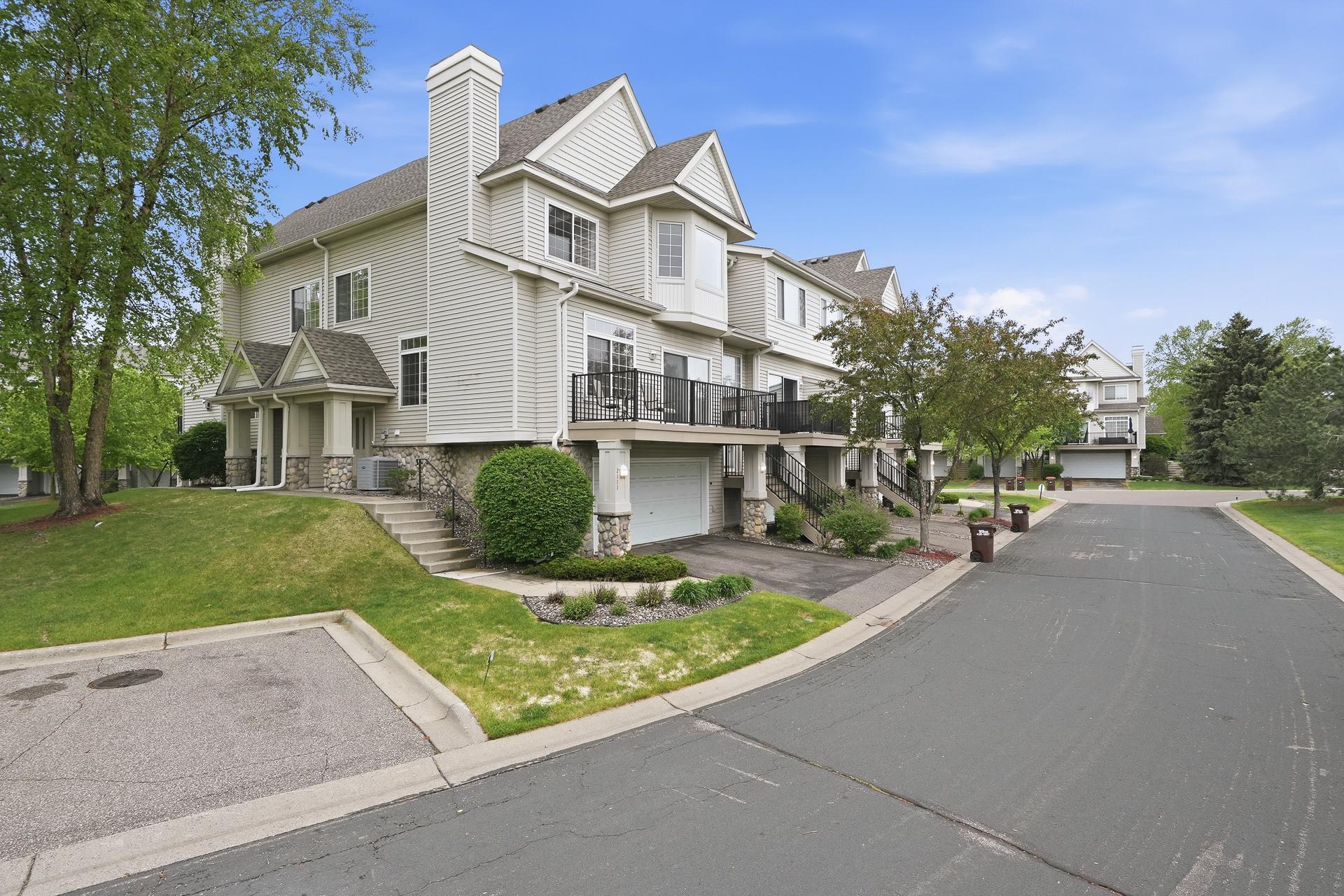 2111 Eagle Trace Lane