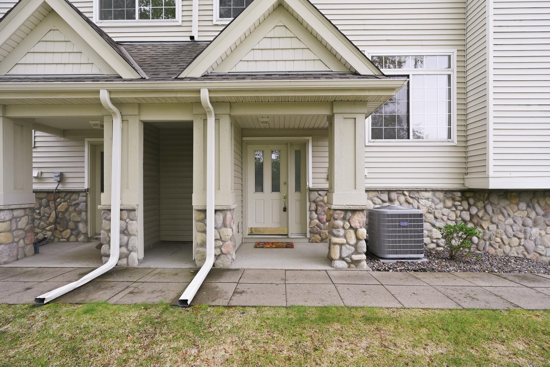 2111 Eagle Trace Lane