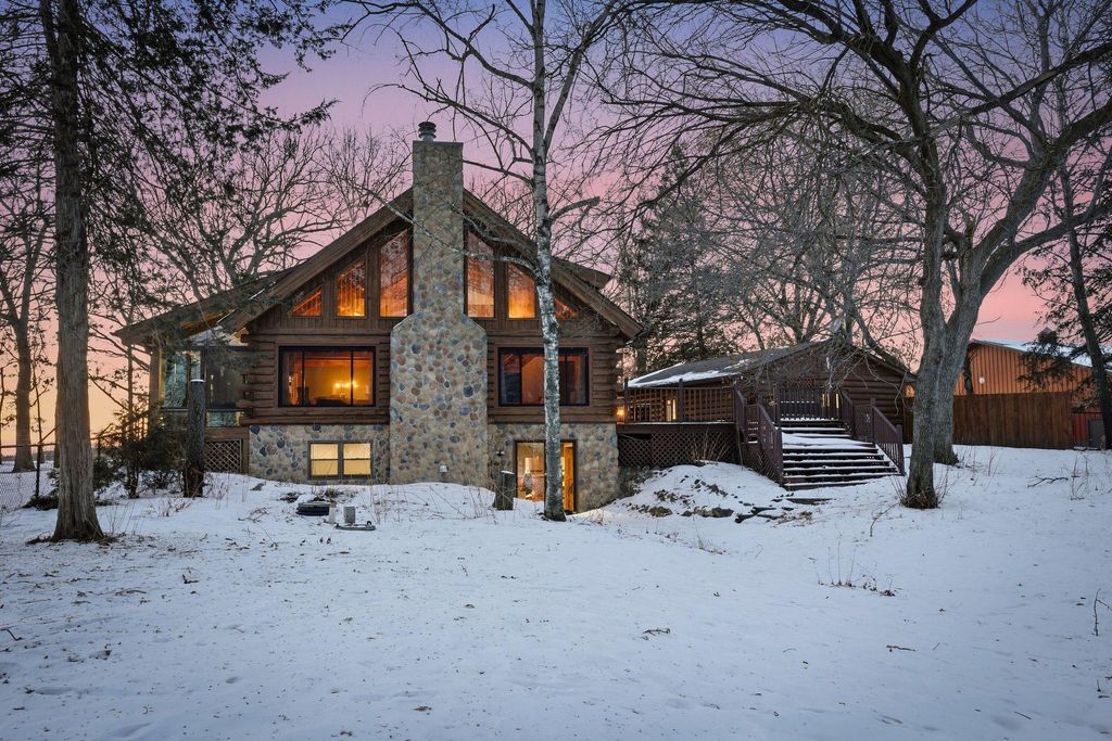 Photo of 12998 Maxwell Road, Chisago City, MN 55013 (MLS # 7008541)