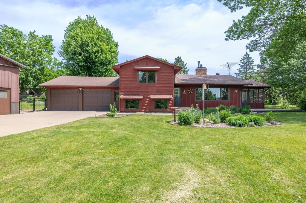 Photo of 2260 Old Post Road, Independence, MN 55359 (MLS # 7083857)