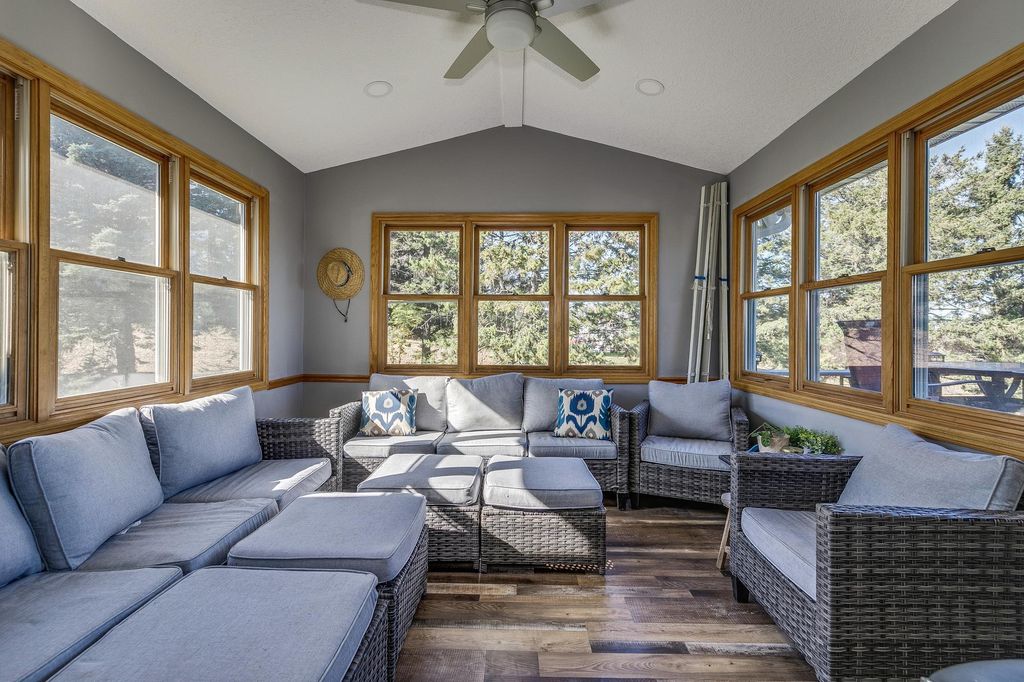 Photo of 1219 Lakeview Parkway, Buffalo, MN 55313 (MLS # 6804610)