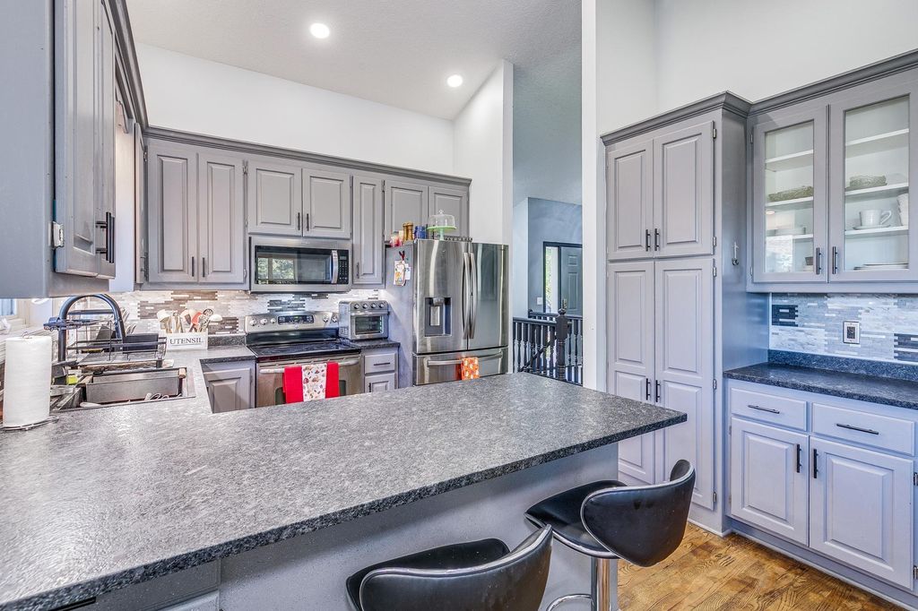 Photo of 1219 Lakeview Parkway, Buffalo, MN 55313 (MLS # 6804610)
