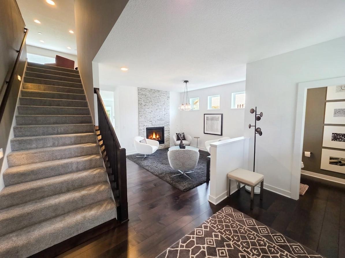 1305 Interlachen Drive