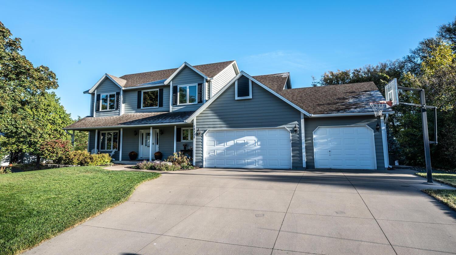 19320 Ellington Trail