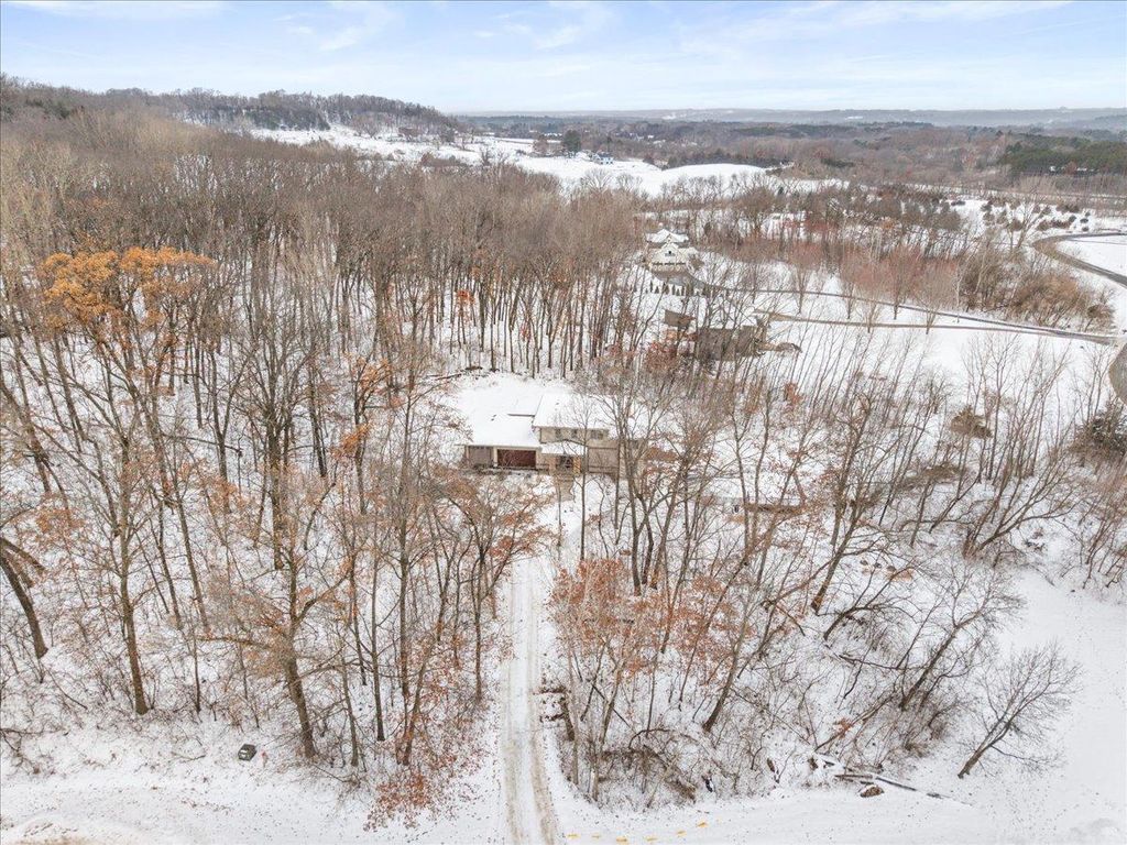 Photo of 214 Madison Circle, Hudson, WI 54016 (MLS # 6813034)