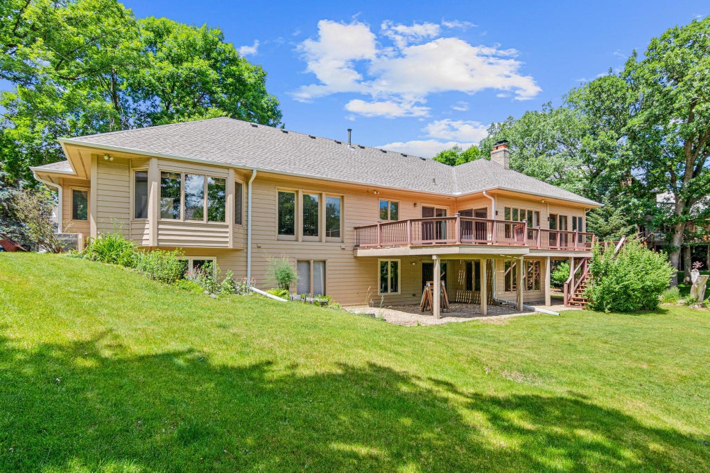 Photo of 1200 Summit Oaks Drive, Burnsville, MN 55337 (MLS # 7095601)