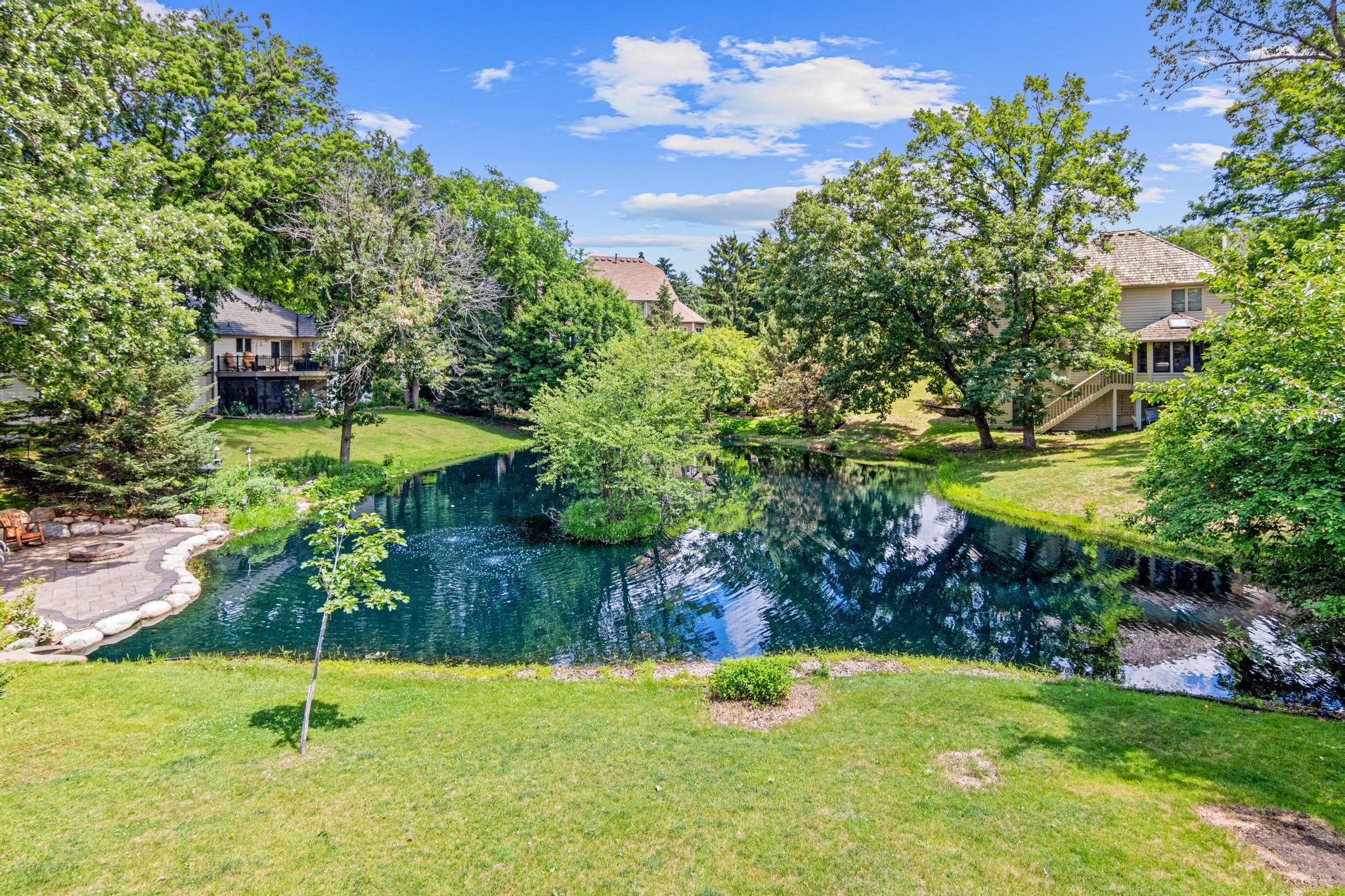 1200 Summit Oaks Drive