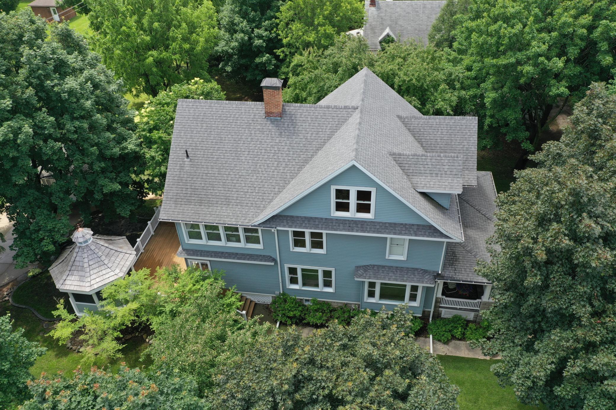 209 7th Street N
