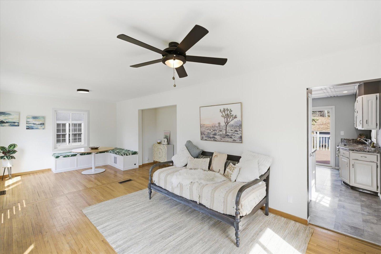 2719 Benjamin Street NE