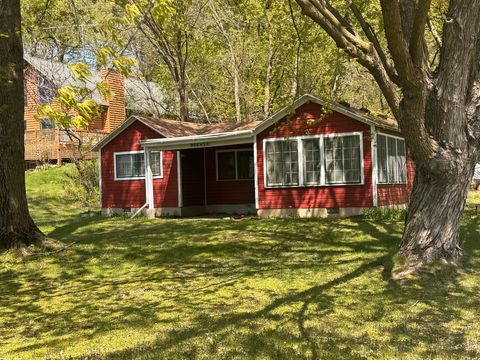 Photo of 6205 French Lake Way, Faribault, MN 55021 (MLS # 7067610)