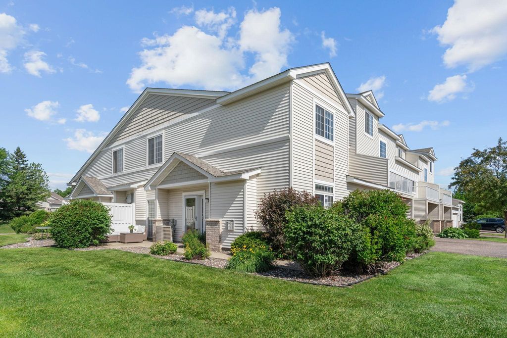 Photo of 17849 66th Avenue N, Maple Grove, MN 55311 (MLS # 7093807)