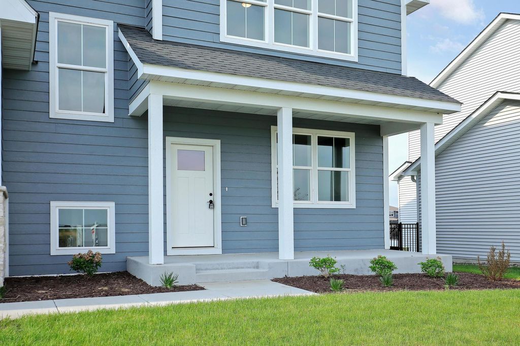 Photo of 9568 63rd Street S, Cottage Grove, MN 55016 (MLS # 7067360)