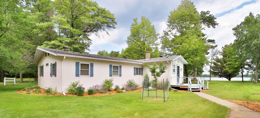 Photo of 10032 N Long Lake Road, Brainerd, MN 56401 (MLS # 7041533)