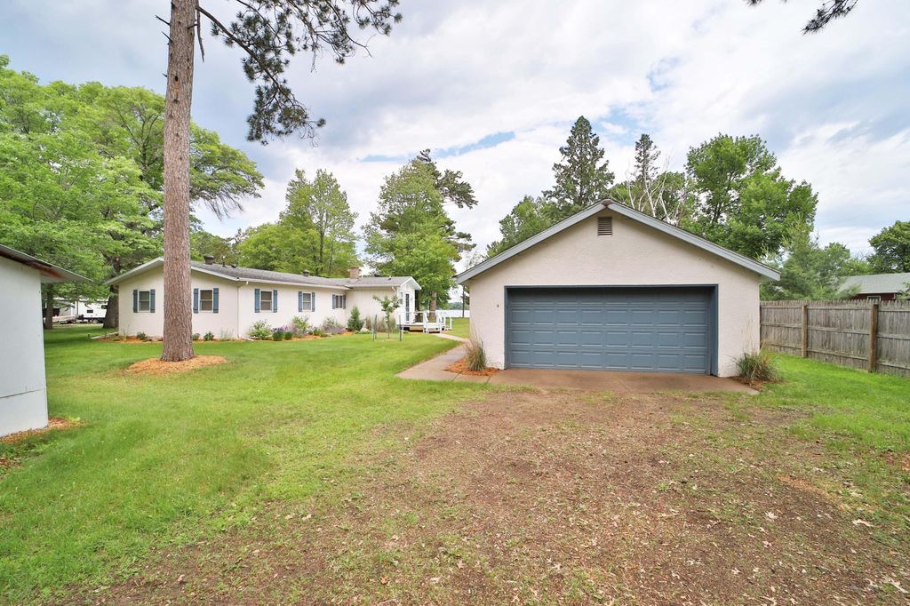 Photo of 10032 N Long Lake Road, Brainerd, MN 56401 (MLS # 7041533)
