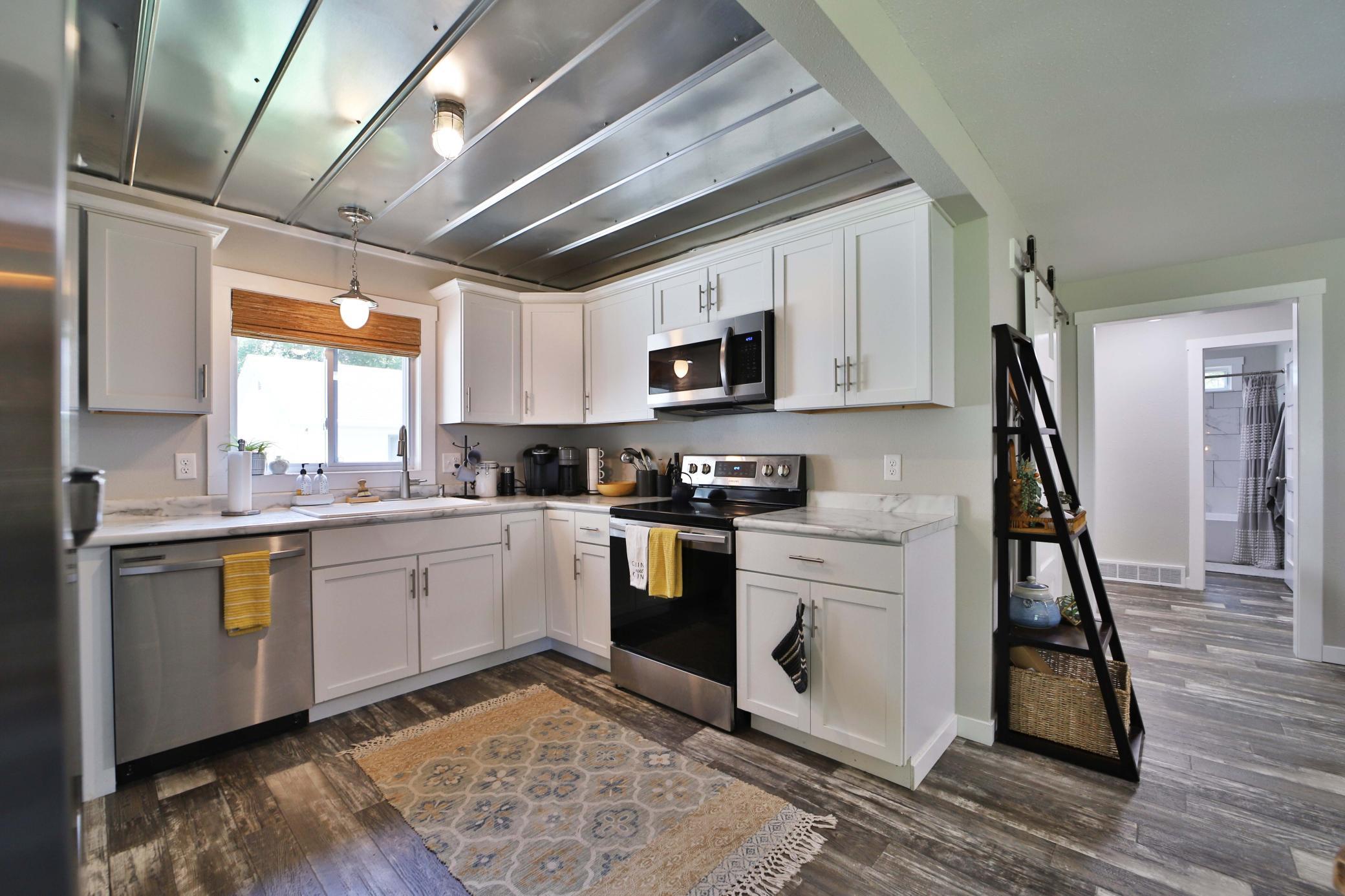 10032 N Long Lake Road