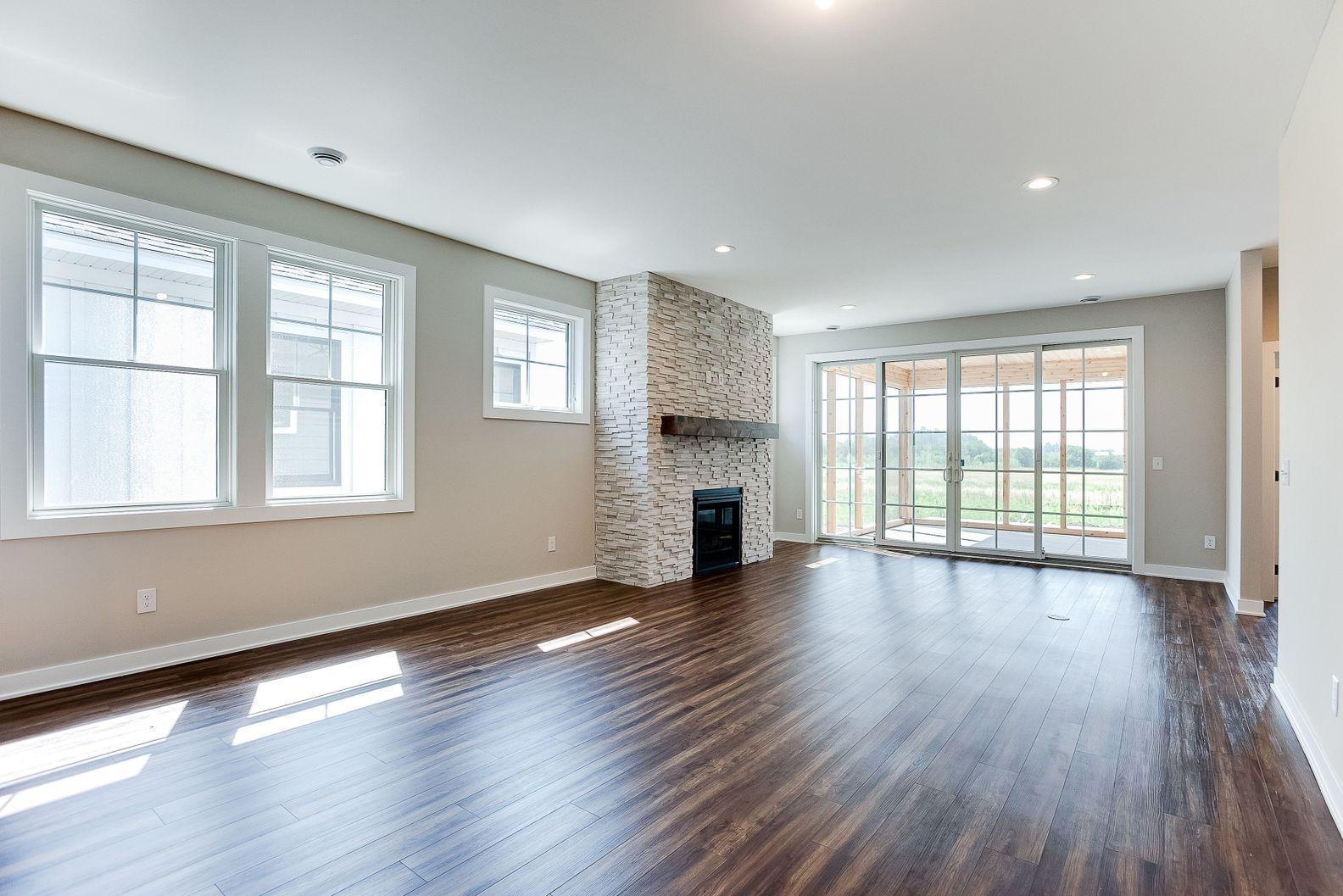 xxx5 217th Street W