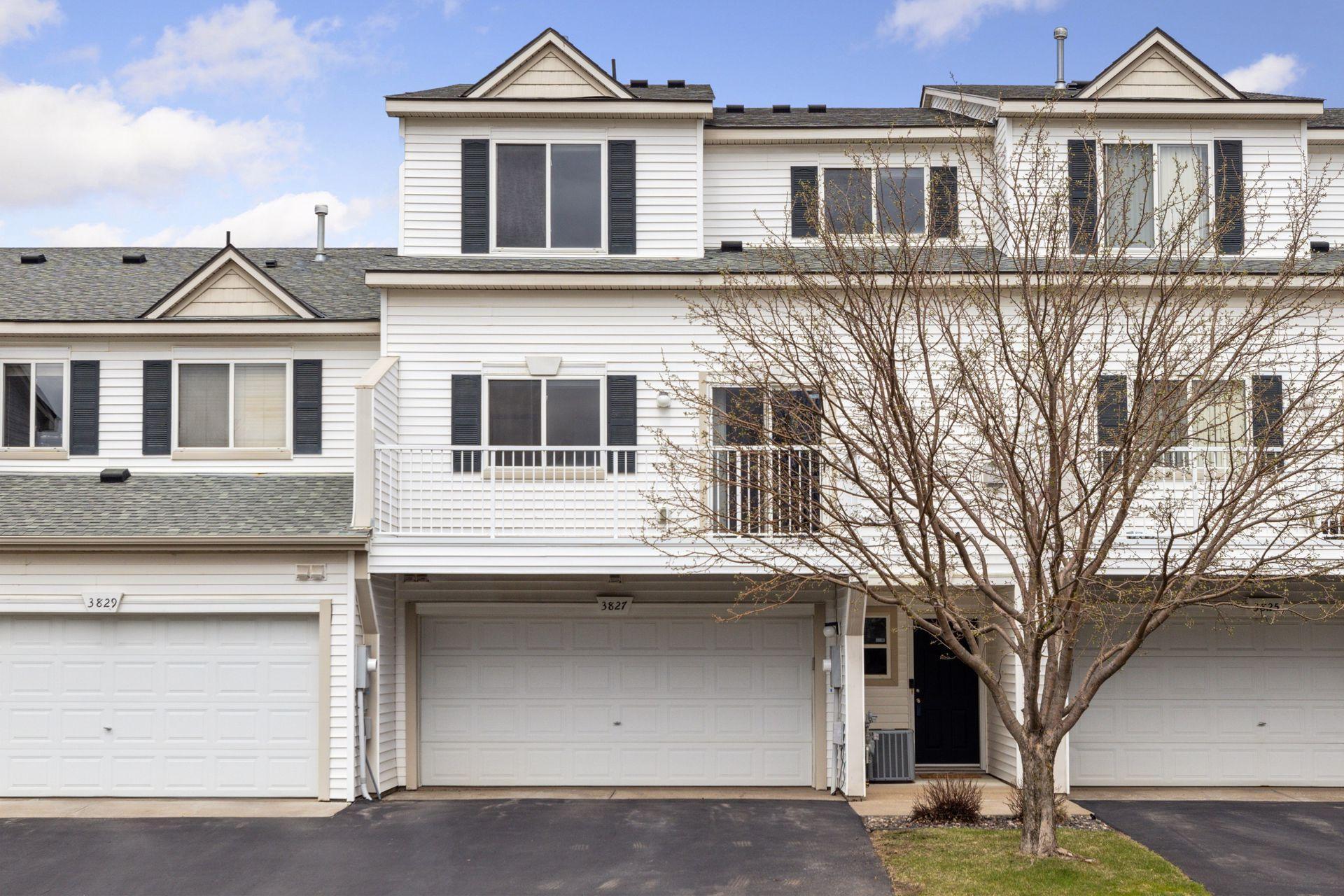 3827 Abercrombie Lane