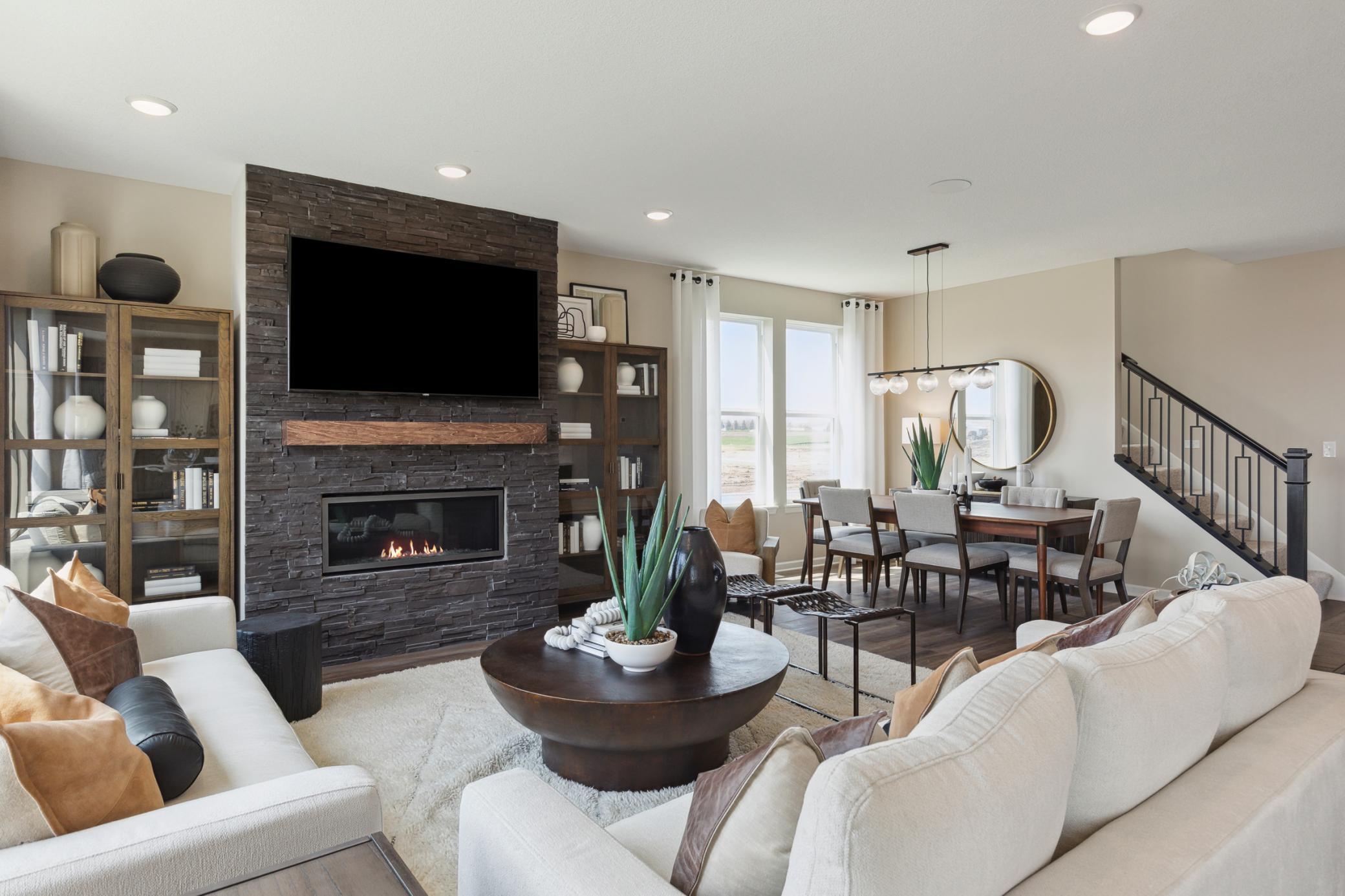 1586 Norbert Lane