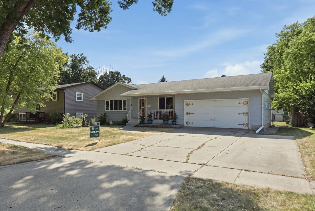 Photo of 1119 9th Street N, Moorhead, MN 56560 (MLS # 7139493)