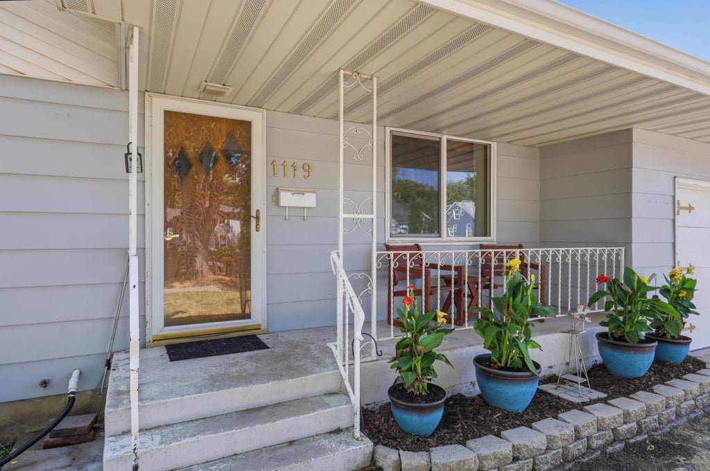 Photo of 1119 9th Street N, Moorhead, MN 56560 (MLS # 7139493)