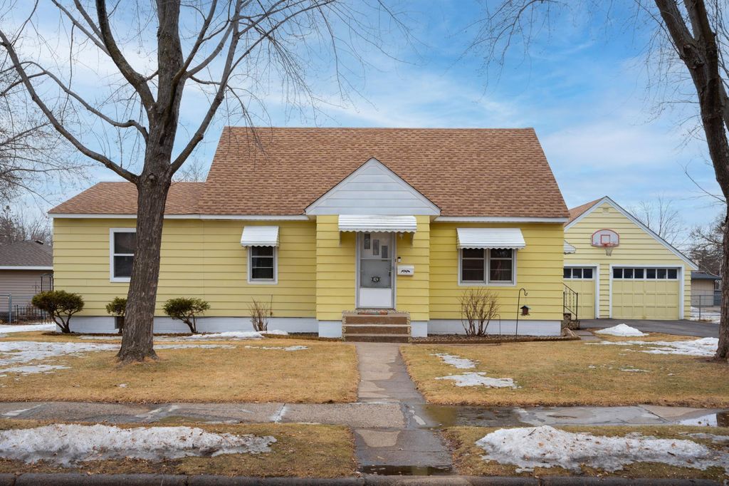 Photo of 824 26th Avenue N, Saint Cloud, MN 56303 (MLS # 7028465)