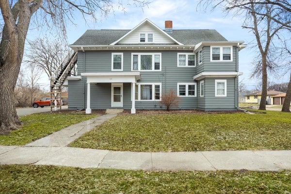 826 21ST ST S, FARGO, ND 58103 - Image 69a4a2c3fda8b7db293fdeeb33555dc1/2320507194