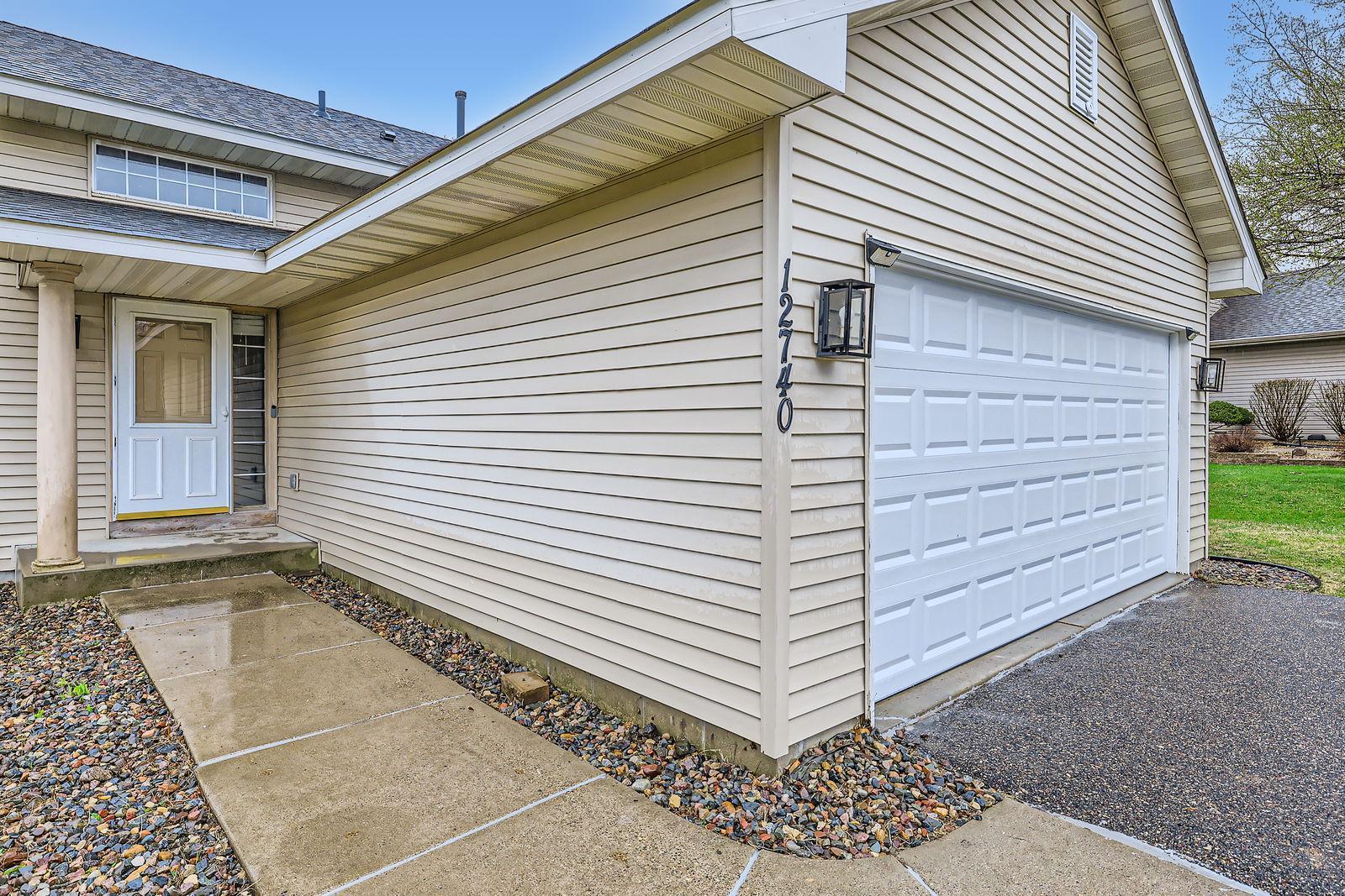12740 Eveleth Path