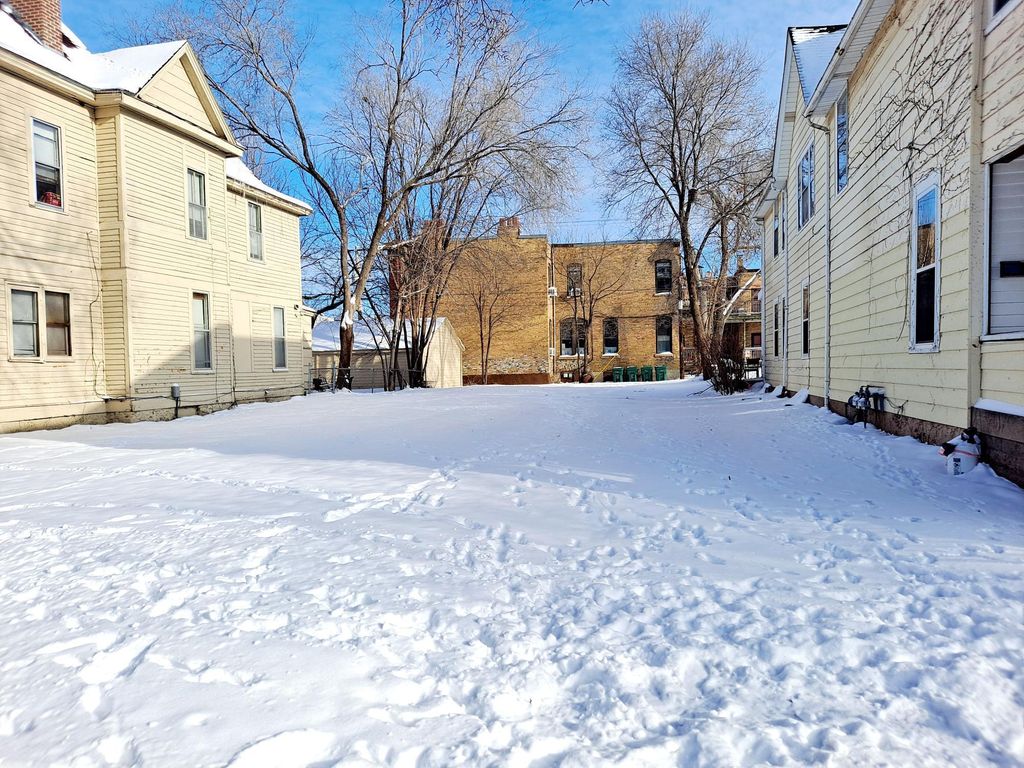 Photo of 2505 Aldrich Avenue S, Minneapolis, MN 55405 (MLS # 7015934)