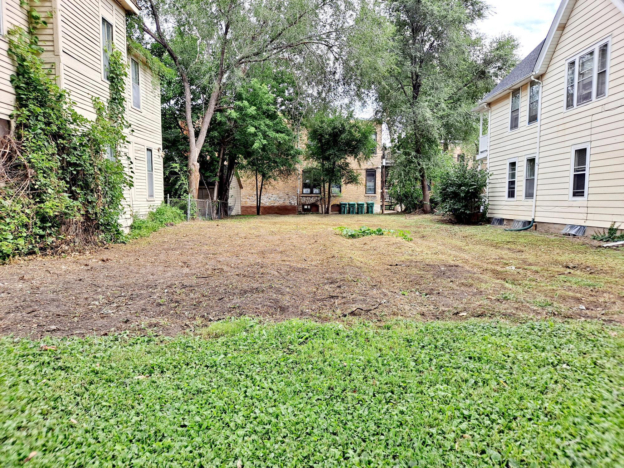 2505 Aldrich Avenue S