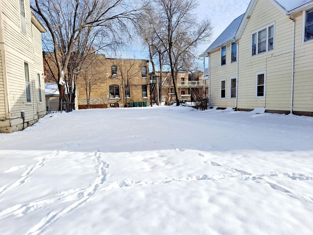 Photo of 2505 Aldrich Avenue S, Minneapolis, MN 55405 (MLS # 7015934)