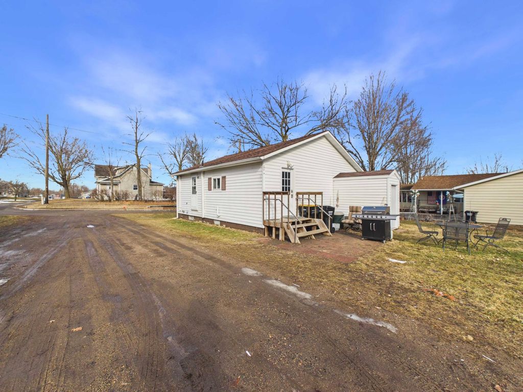 Photo of 900 4th Street, Holdingford, MN 56340 (MLS # 7039145)