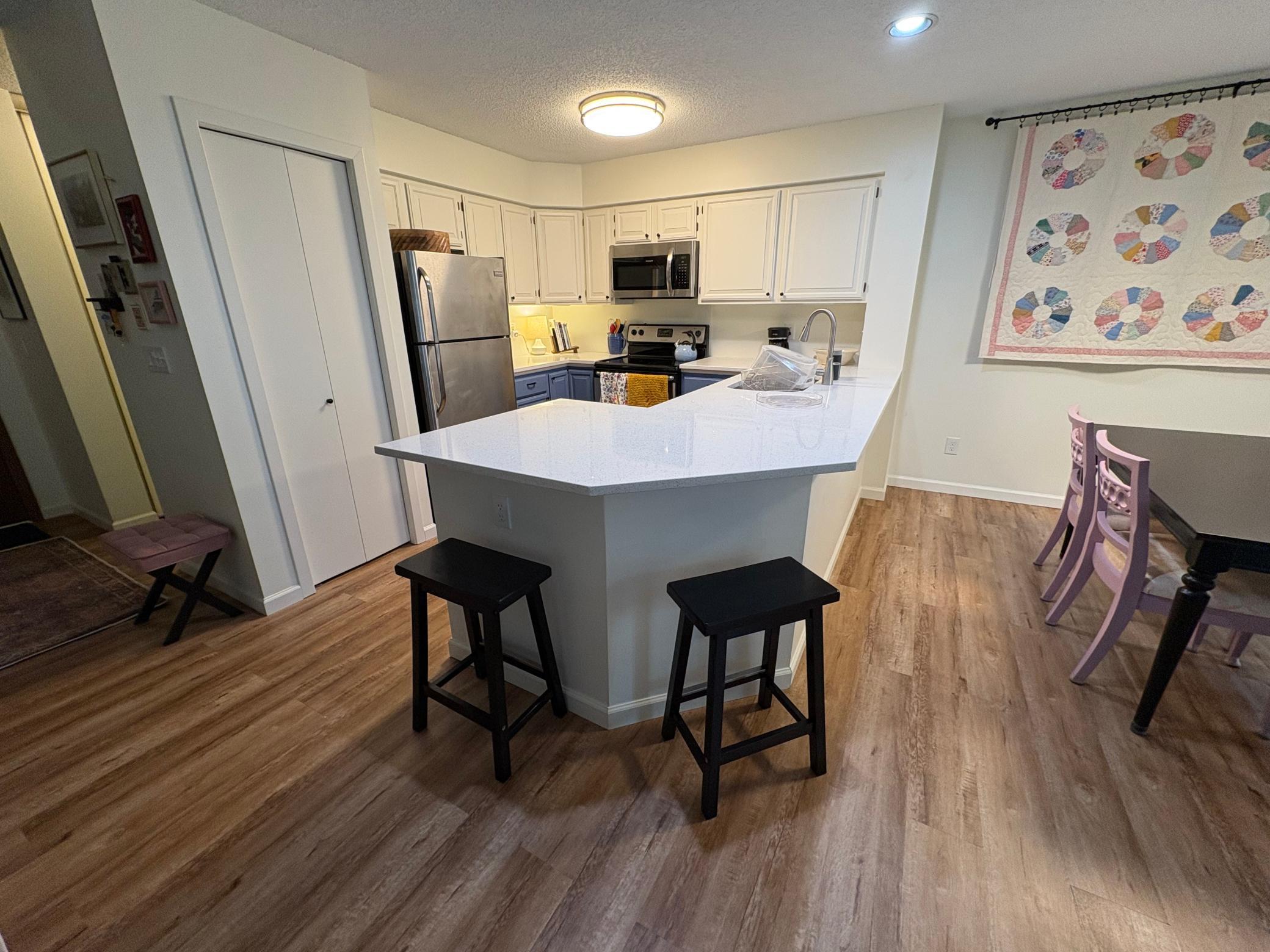 1372 Carling Drive 306