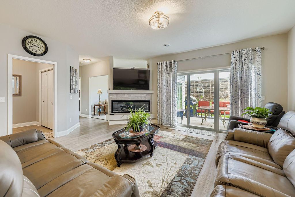 Photo of 4918 93rd Way N, Brooklyn Park, MN 55443 (MLS # 7023048)