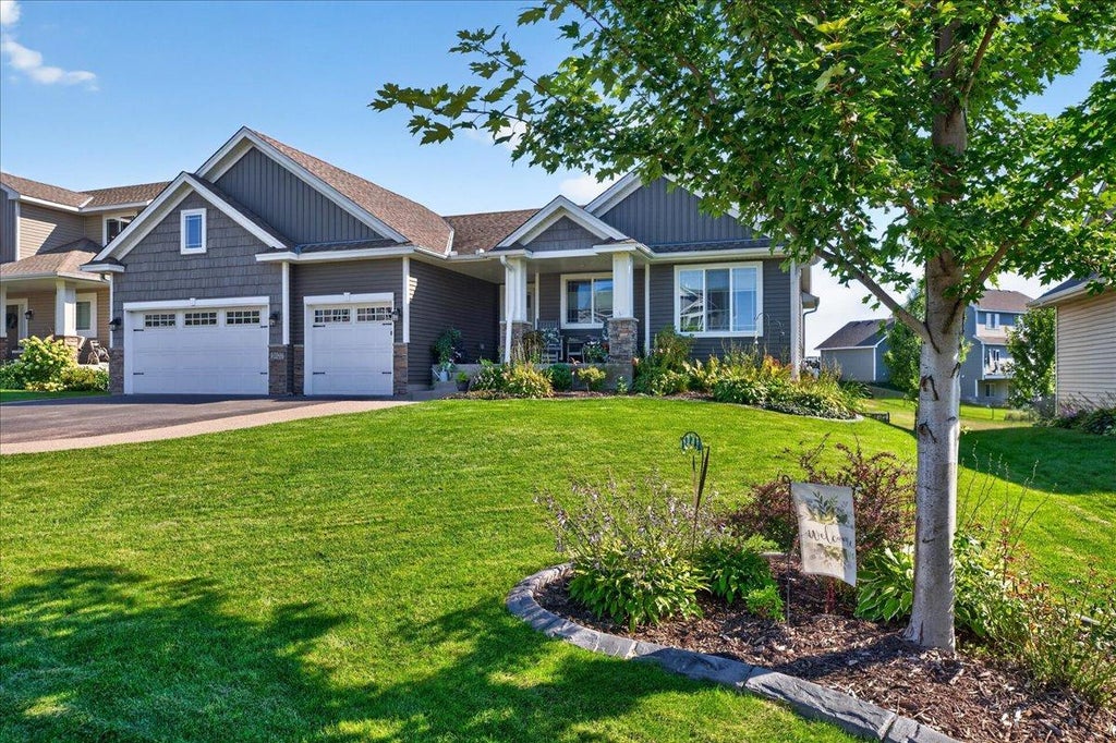 Photo of 2020 Red Oak Lane, Hugo, MN 55038 (MLS # 7137518)