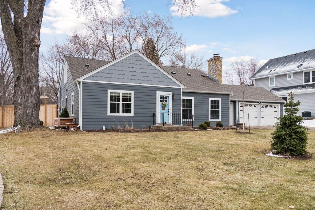 Photo of 3727 Farmington Road, Hopkins, MN 55305 (MLS # 7037633)