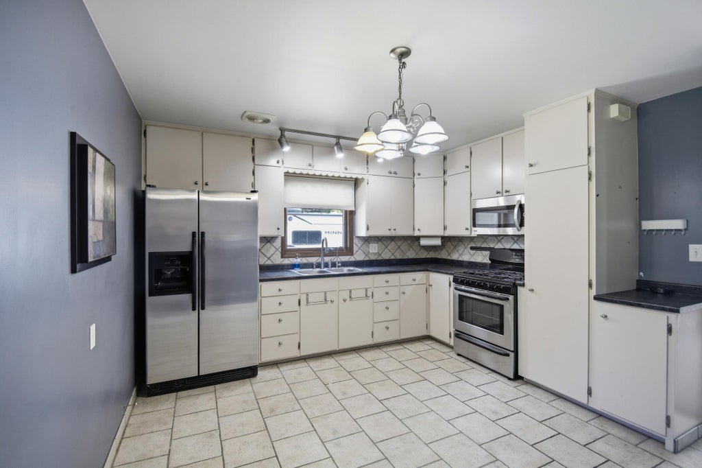 Photo of 1600 16th Avenue SW, Austin, MN 55912 (MLS # 7156979)
