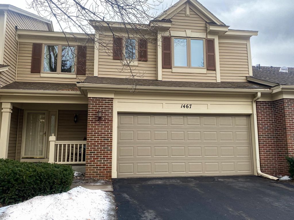 Photo of 1467 Summit Shores E, Burnsville, MN 55306 (MLS # 7003927)