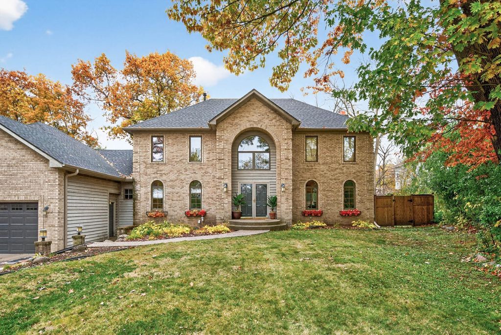 Photo of 1504 Fairfield Road S, Hopkins, MN 55305 (MLS # 7022181)