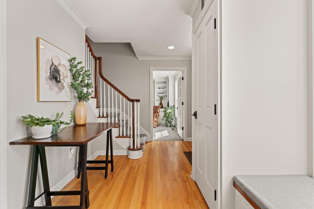 Photo of 1122 Foxcroft Lane SW, Rochester, MN 55902 (MLS # 7031217)