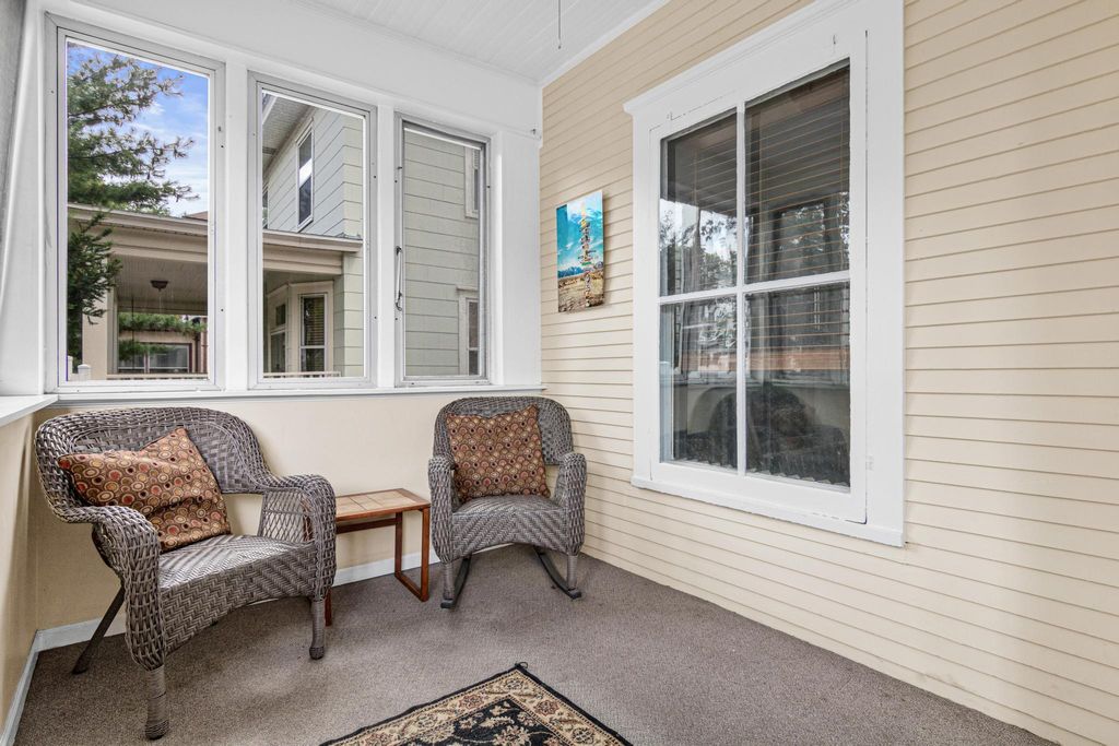 Photo of 3045 Dupont Avenue S, Minneapolis, MN 55408 (MLS # 7051549)