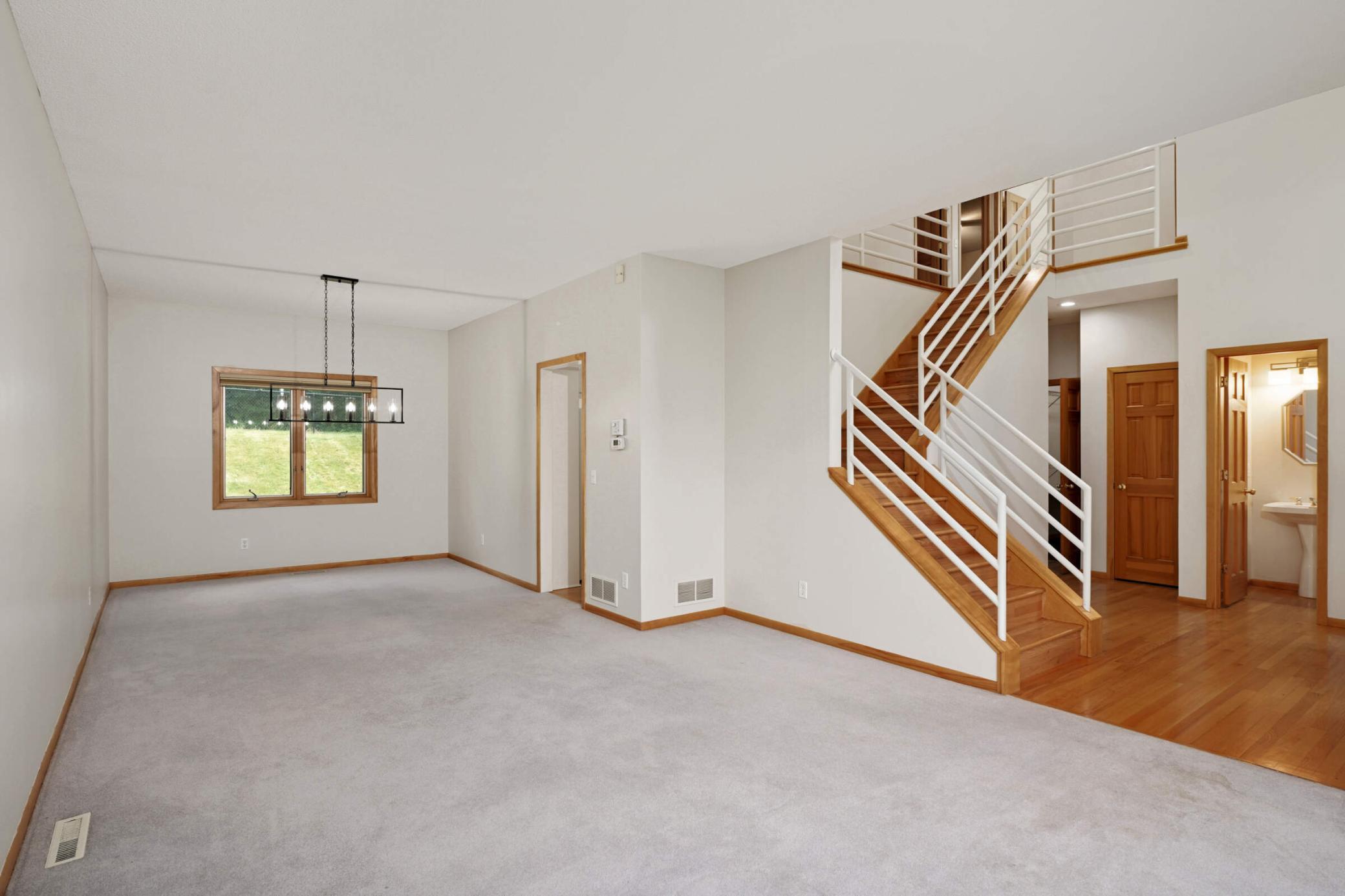 4720 Goldenrod Lane N