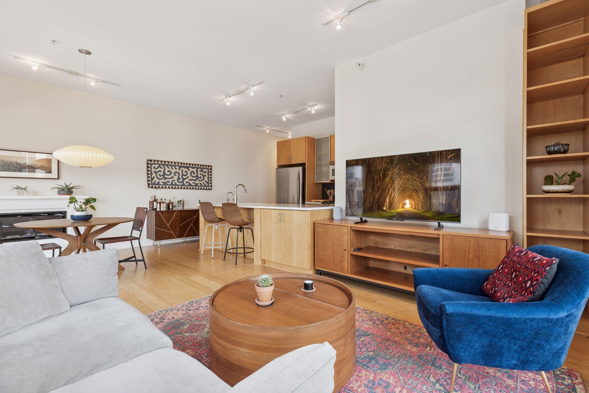 2845 Colfax Avenue S W202