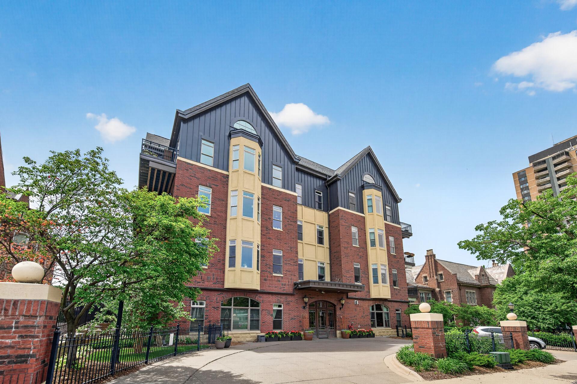 301 Clifton Avenue 1A