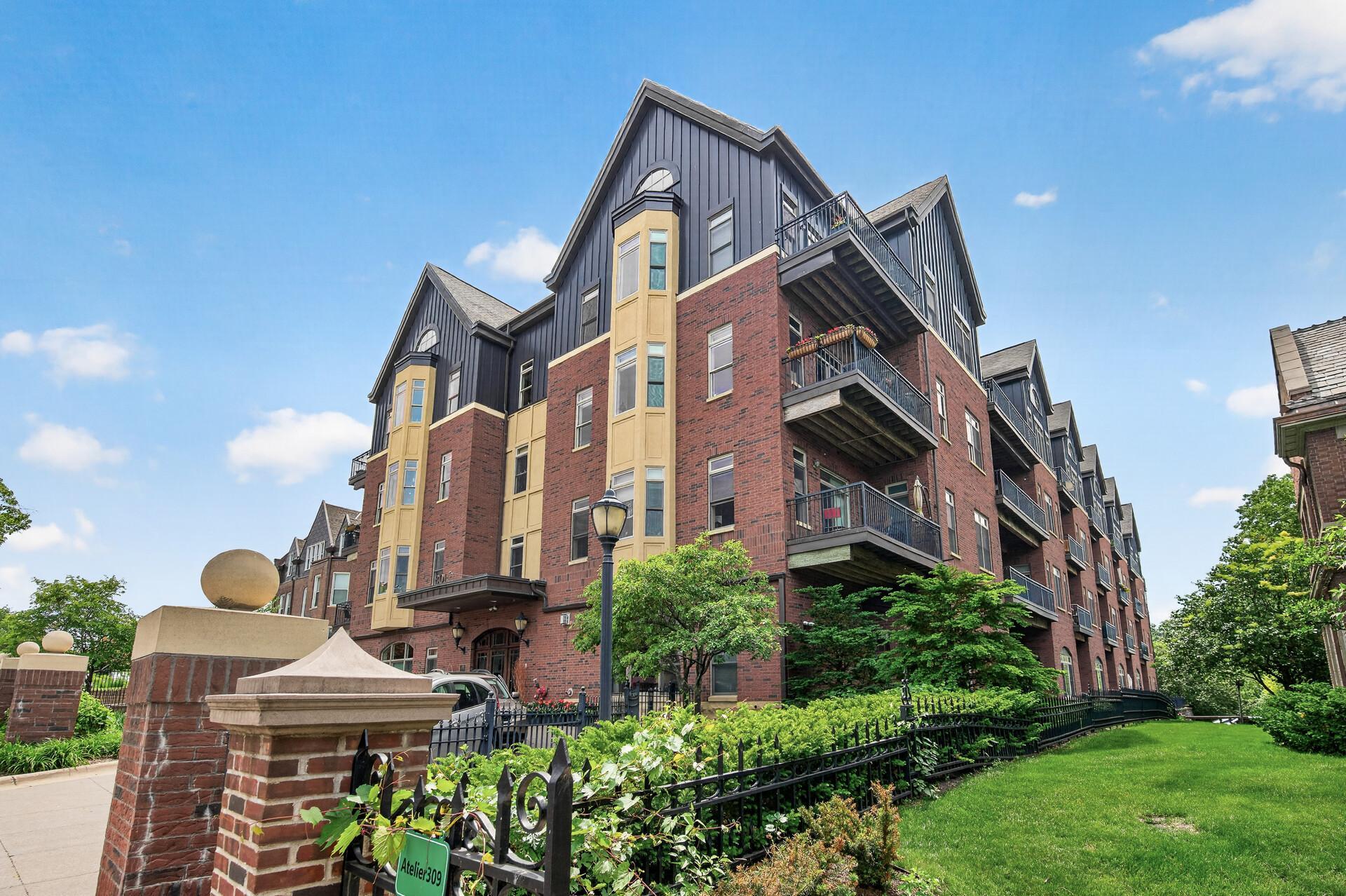 301 Clifton Avenue 1A