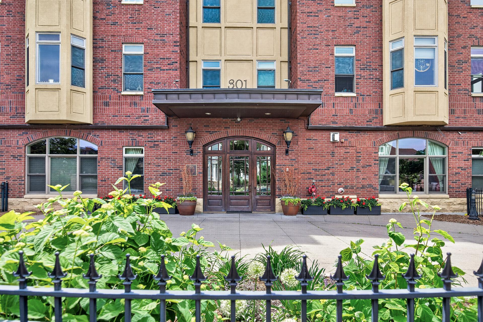 301 Clifton Avenue 1A