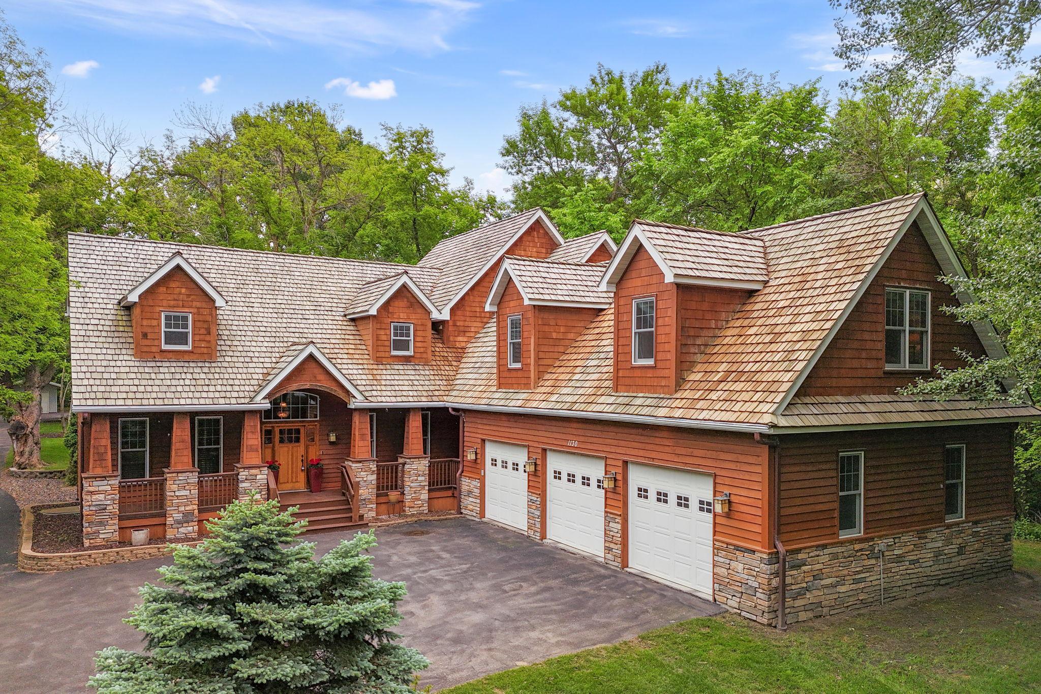 1130 N Shore Drive W