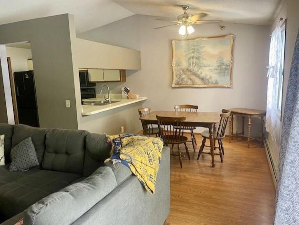 Photo of 4151 Boone Avenue N #202, New Hope, MN 55427 (MLS # 7001120)