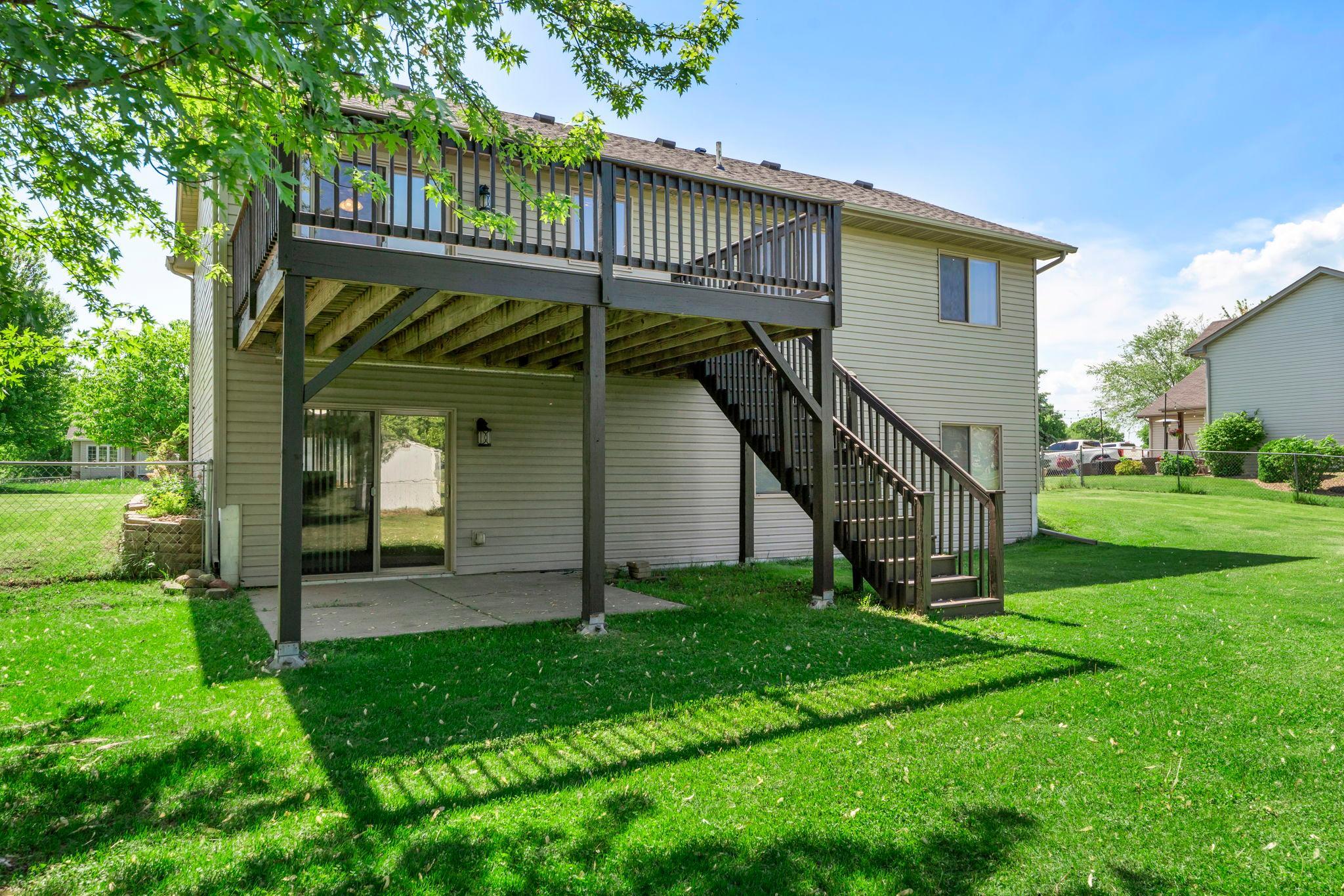 28359 Lakeside Way